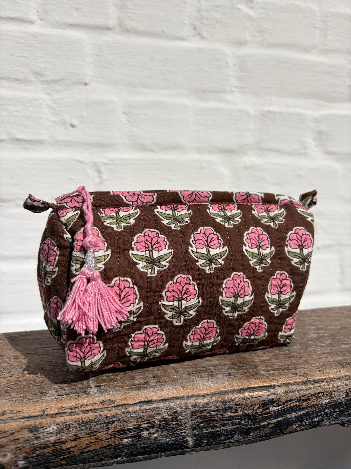 Brown toiletry bag S