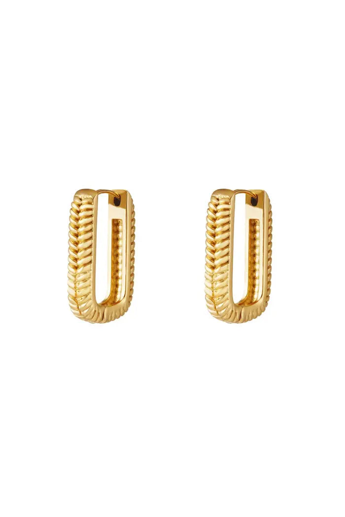 Big square earrings gold