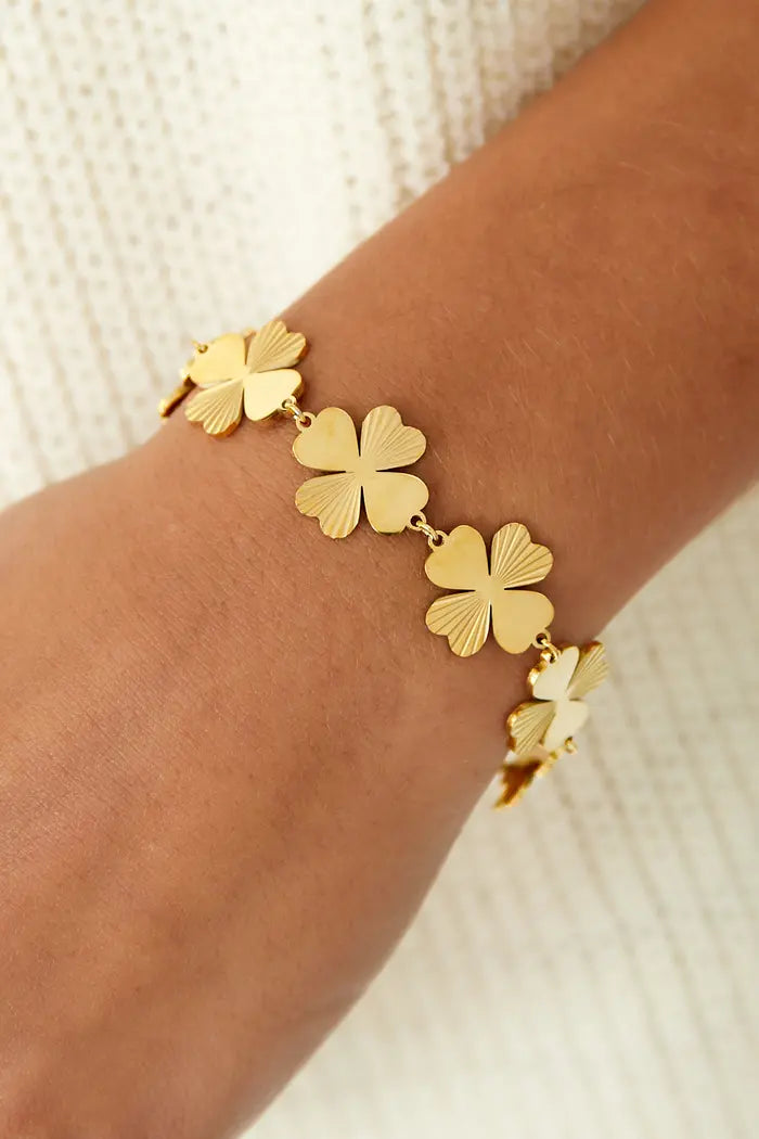 Bold blooms bracelet gold