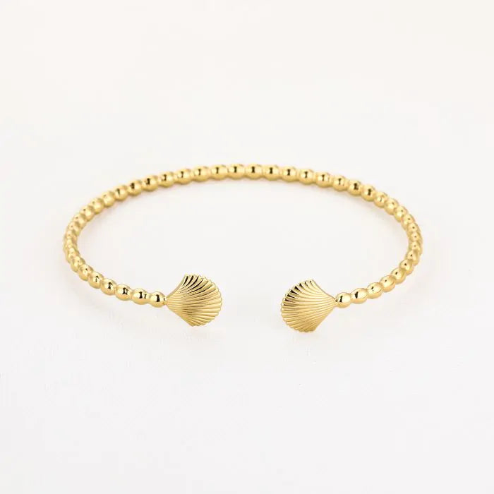 Cute shell bangle gold