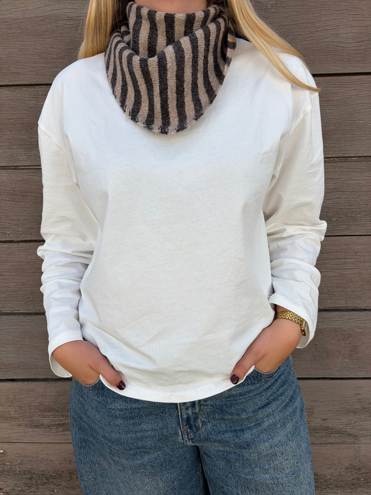 Triangle scarf striped brown/beige
