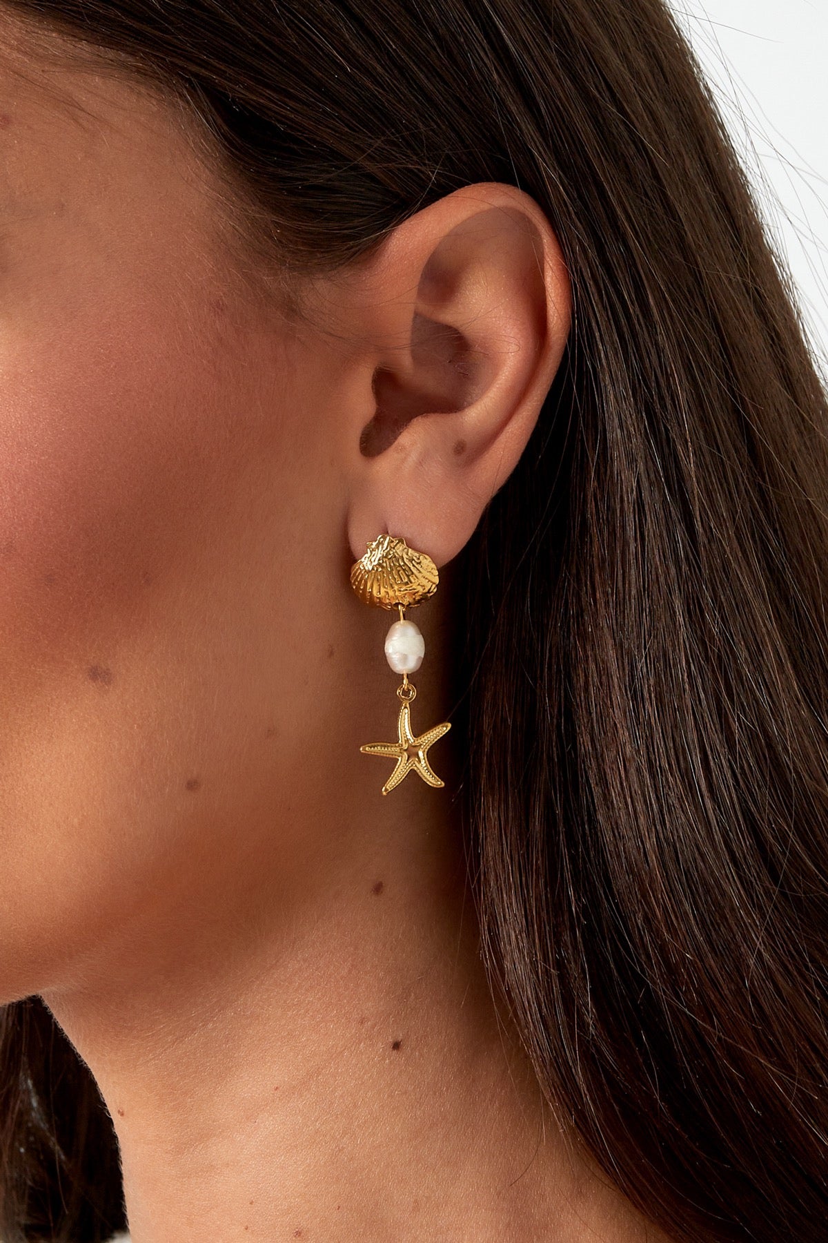 Sea life earrings gold