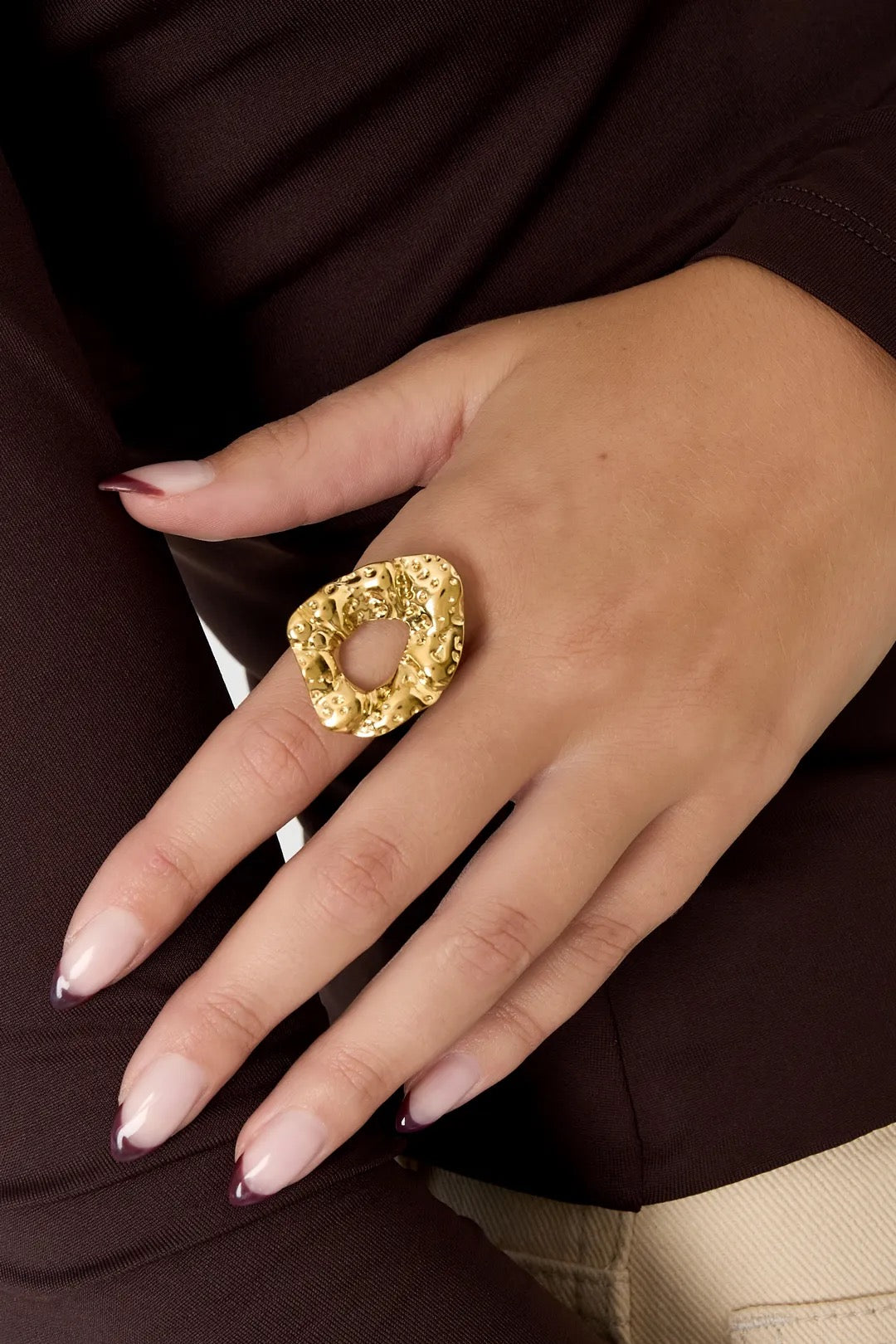 Organic circle ring gold