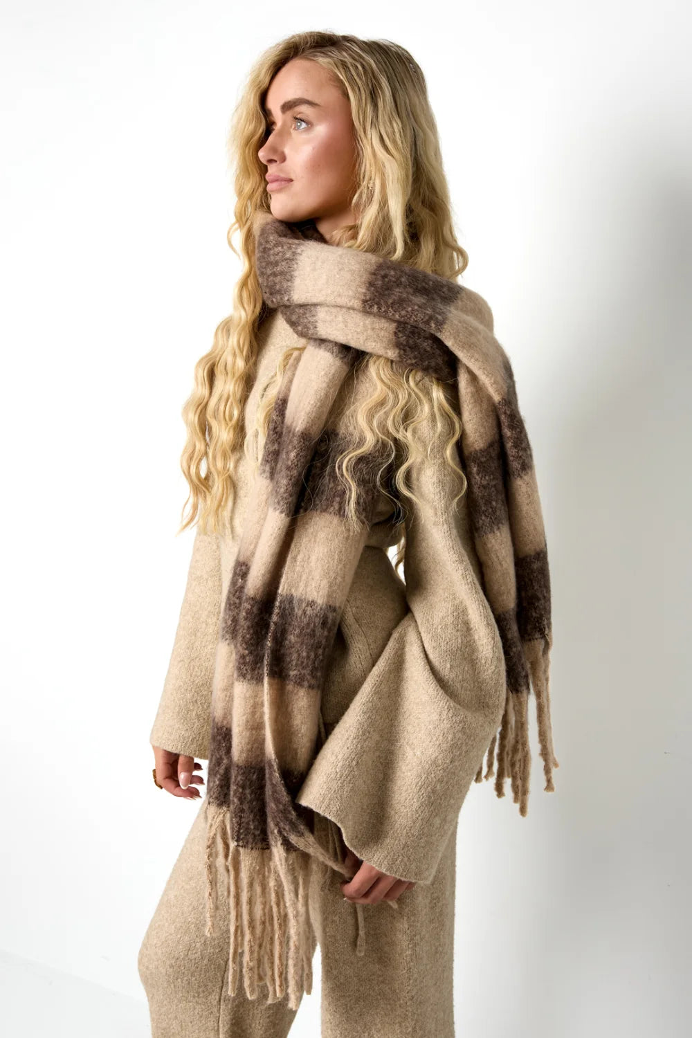 Winterscarf casual brown/light blue
