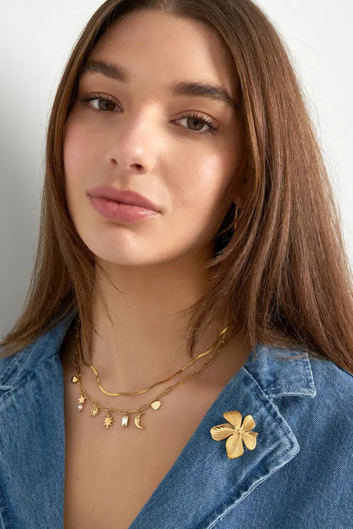 Big flower pin