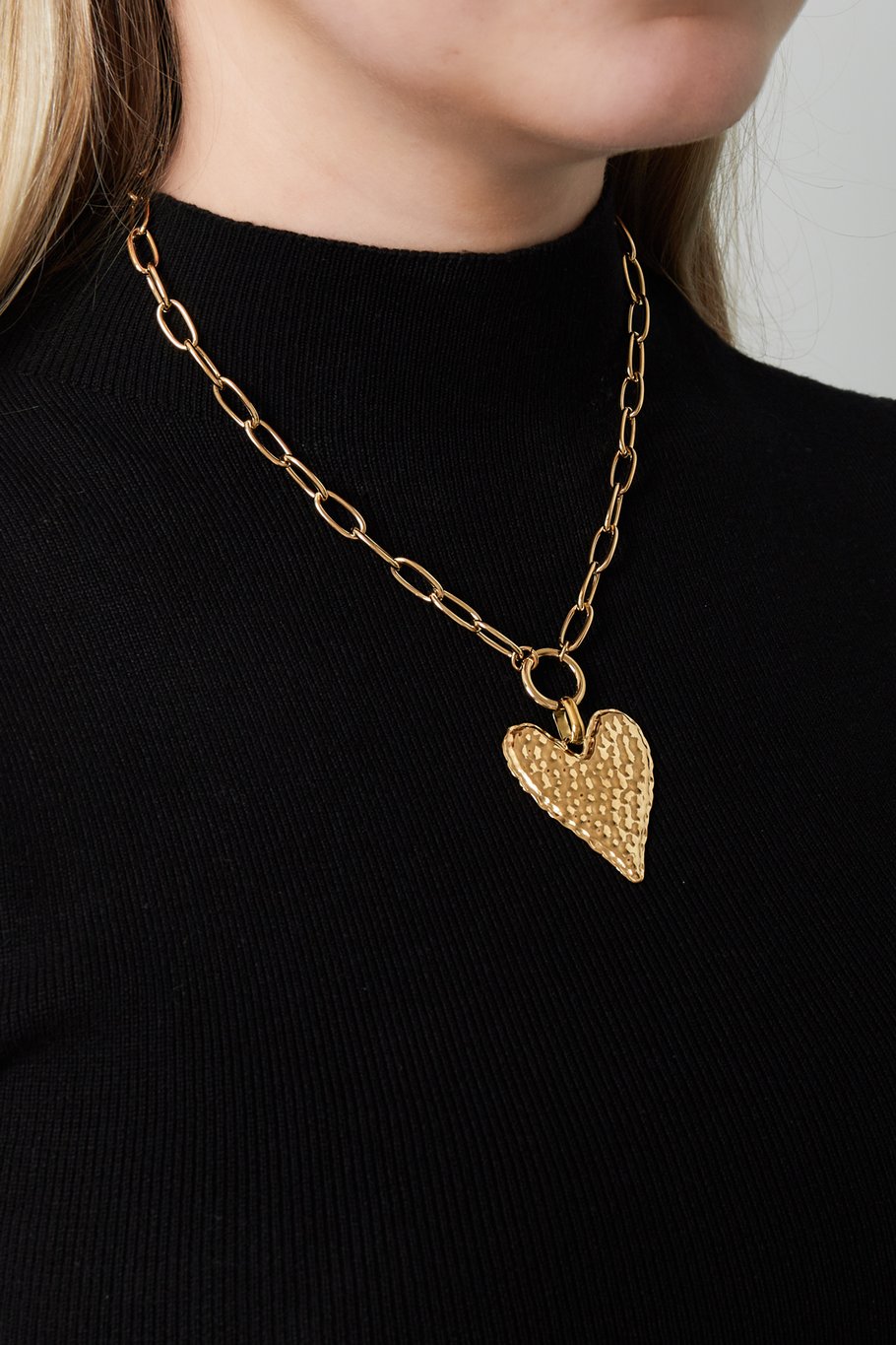 Big heart long necklace gold