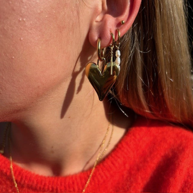 Big heart earrings gold