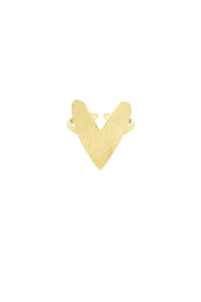 Big heart ring gold