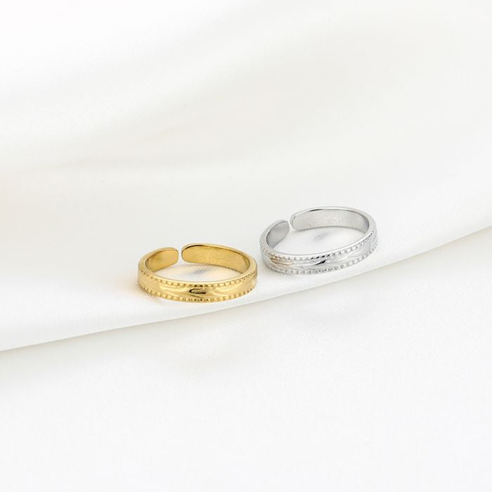 Classic ring silver