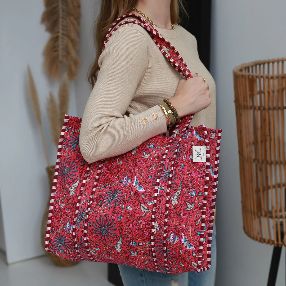 Flower shoulder bag red