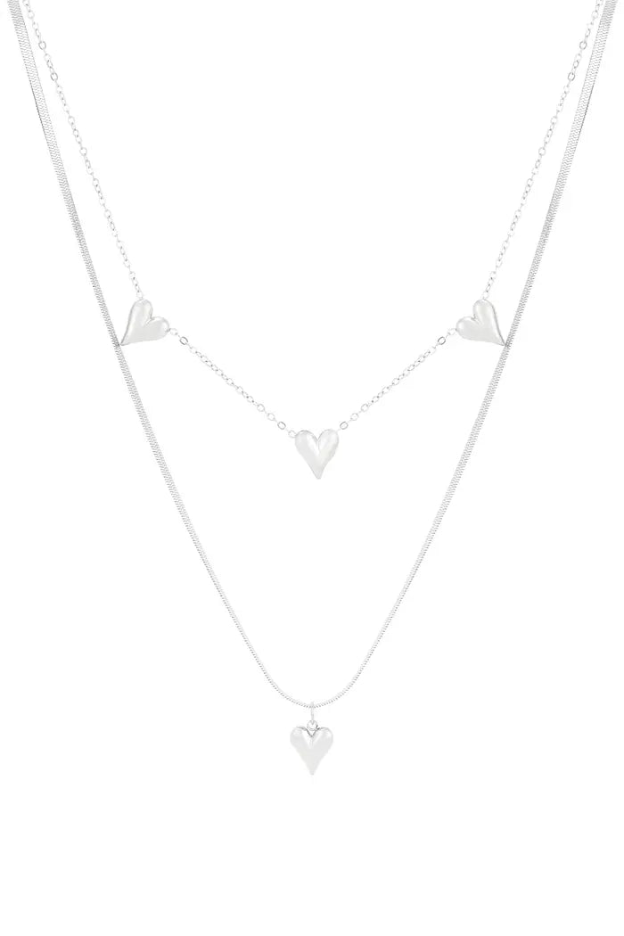Heart to heart necklace silver