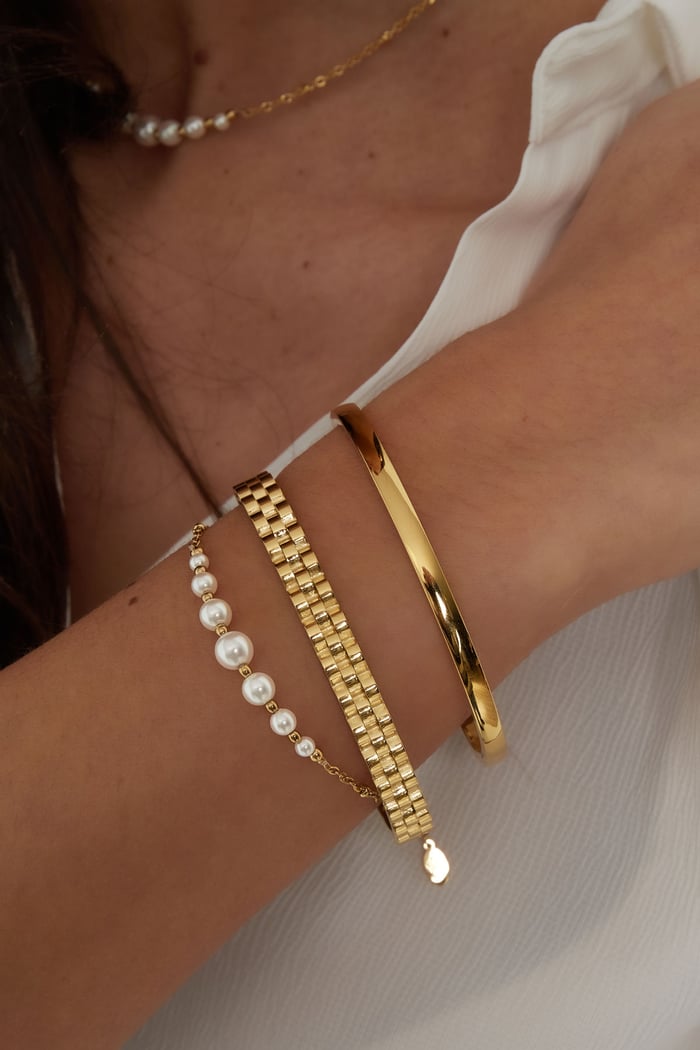 Link bangle bracelet gold