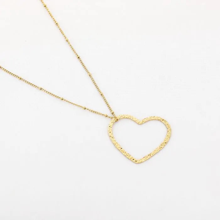 Lovely heart necklace long gold