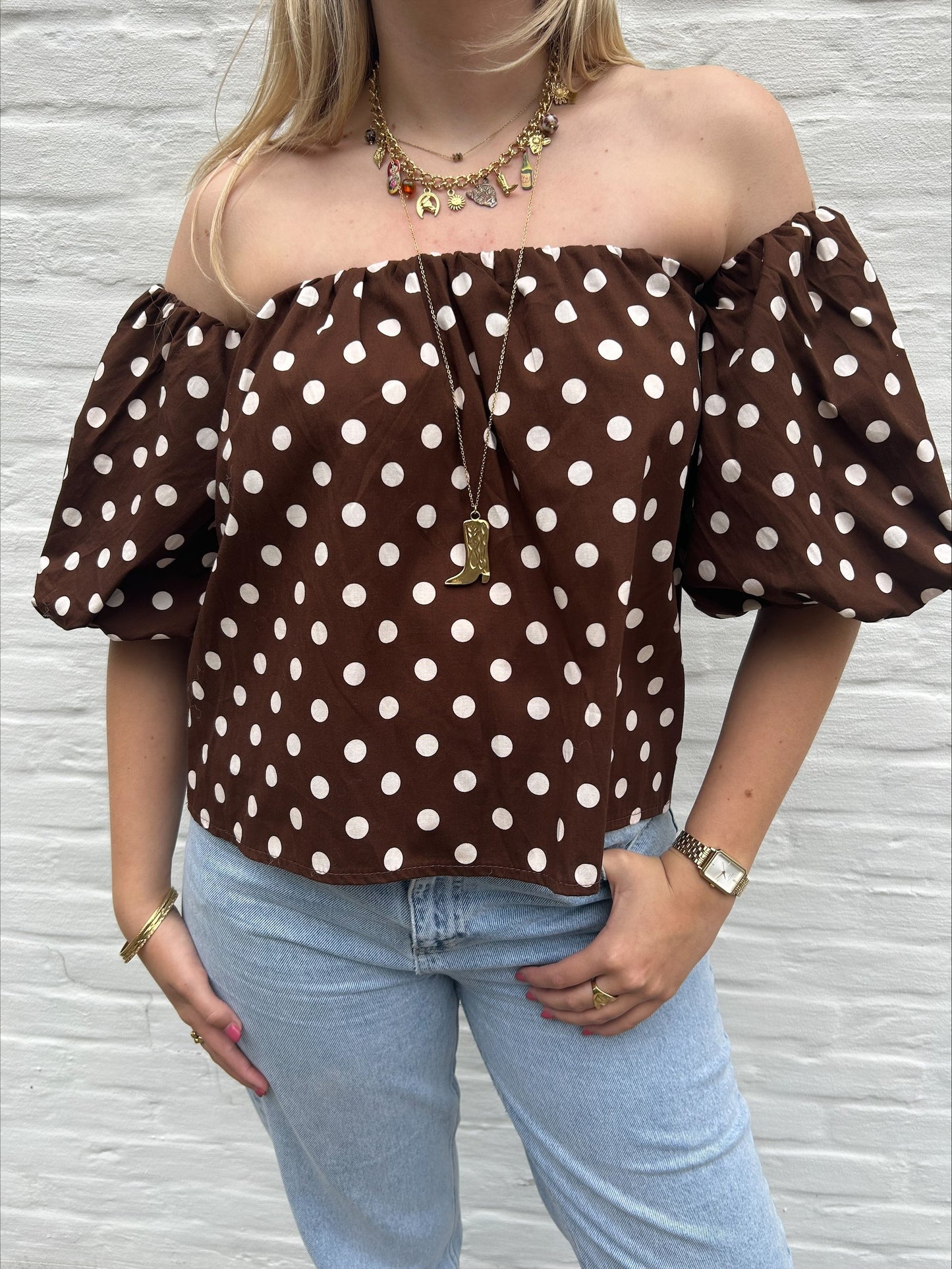 Off shoulder top polka dot short brown