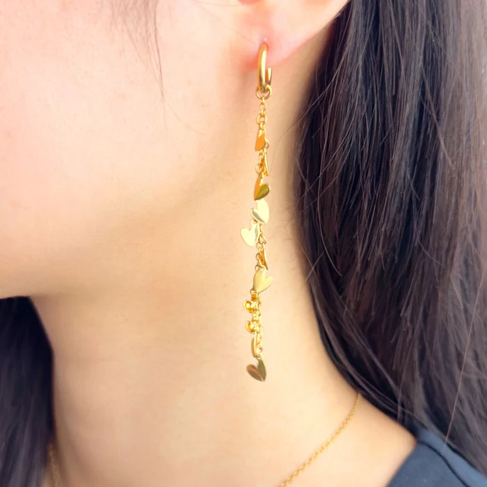 Sparkling love earrings gold