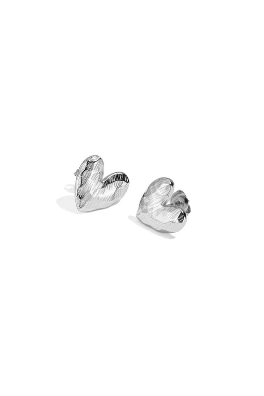 Stud earring simple heart silver