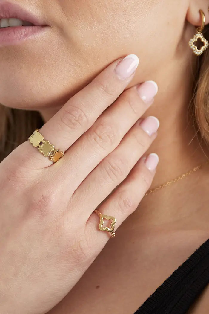 Clover ring gold