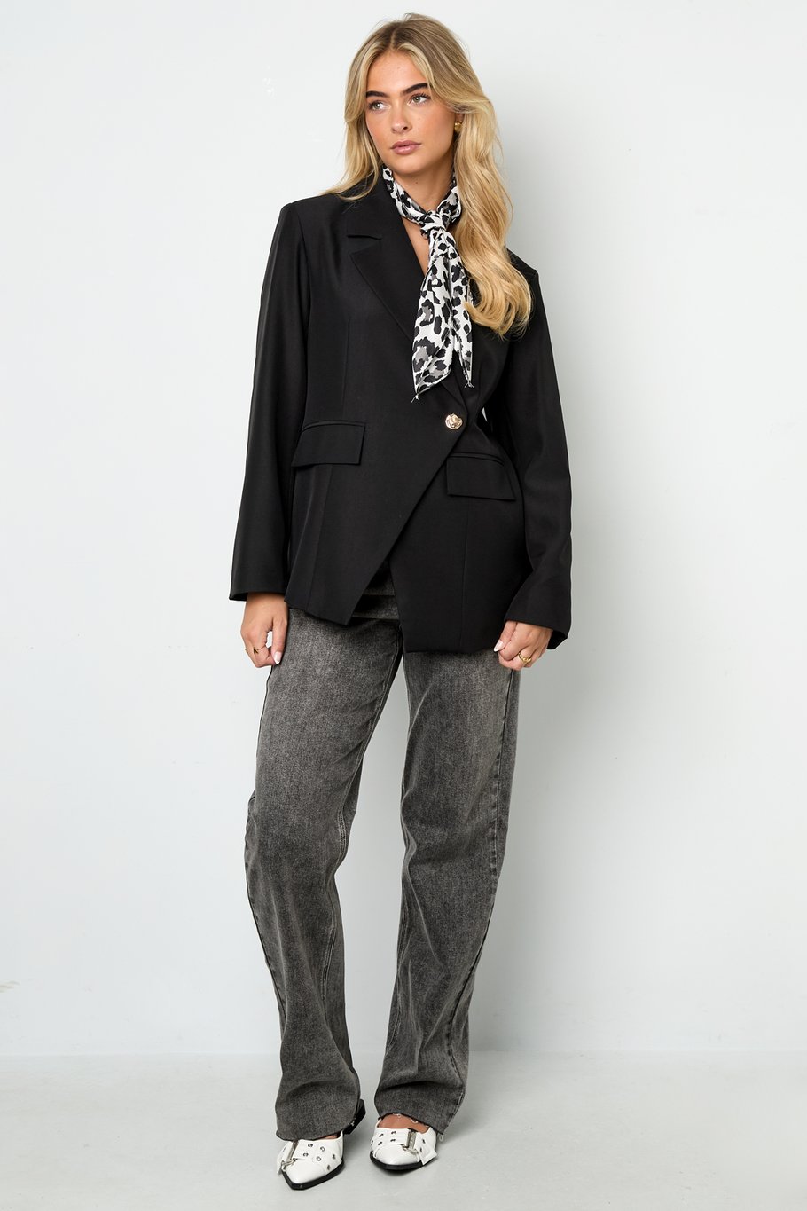 Crossed blazer zwart