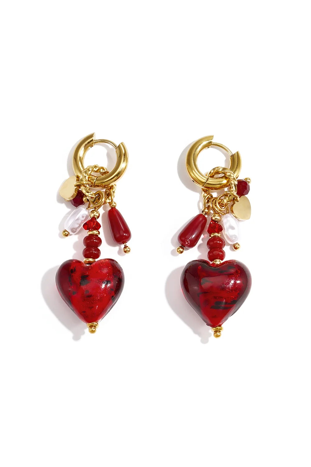 Earring dangle heart red