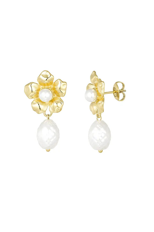 Flower pearl earrings gold