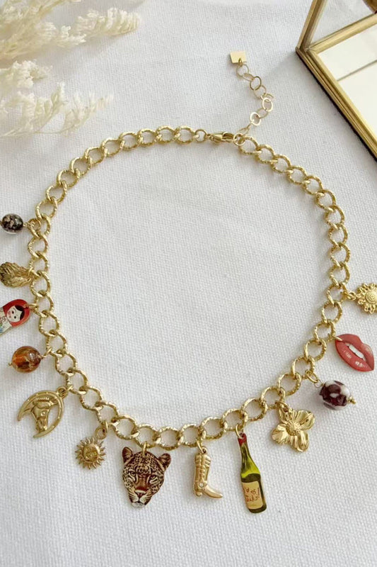 Leopard charm necklace gold