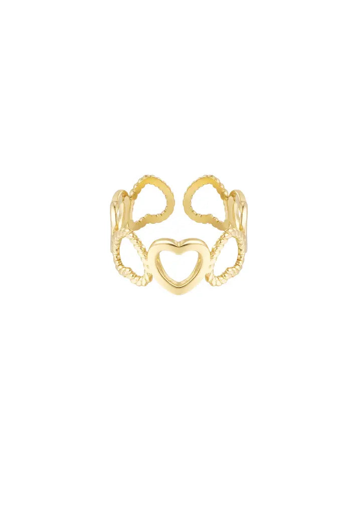 Lovely heart ring gold