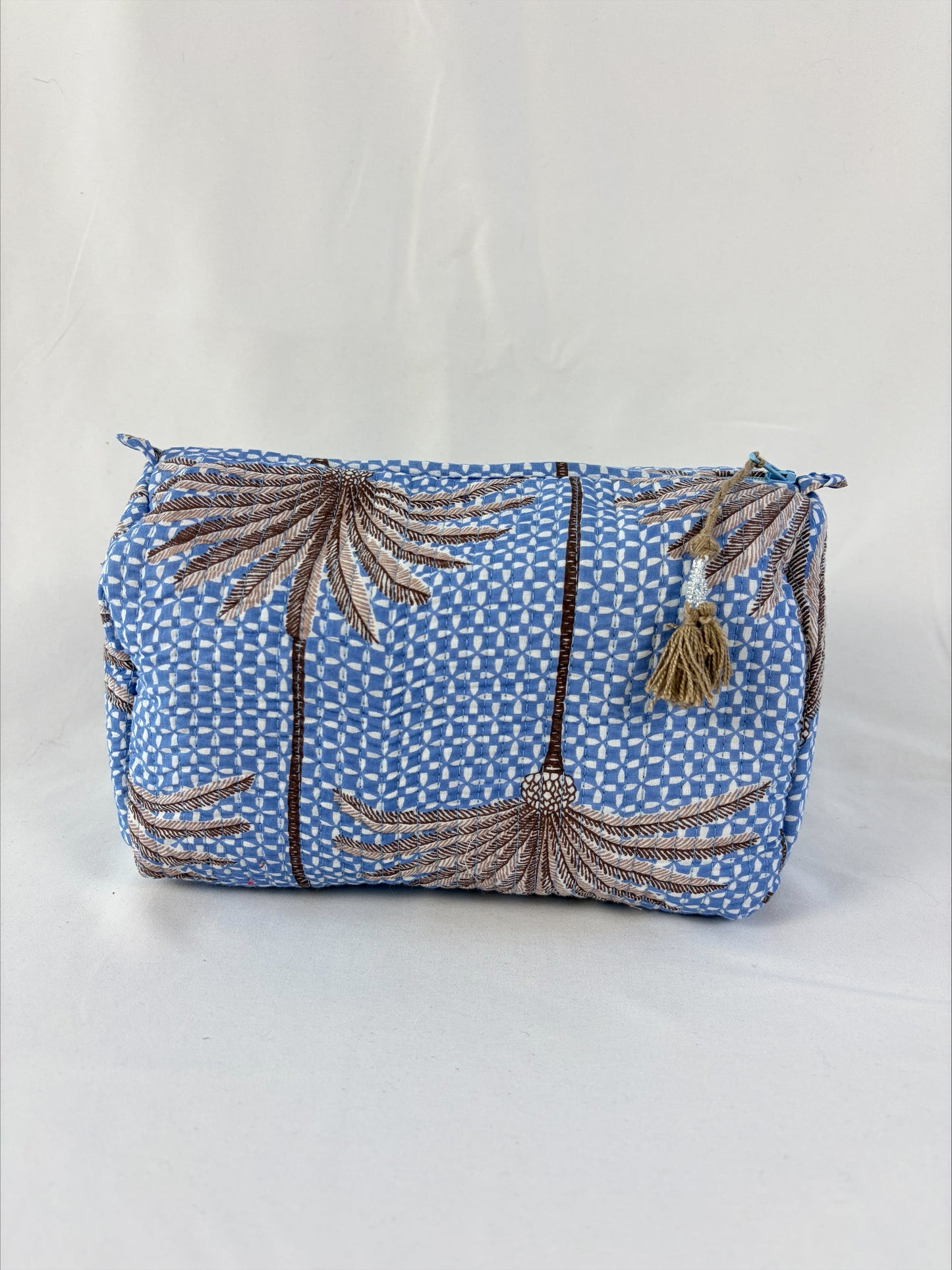 Blue palms toiletry bag L