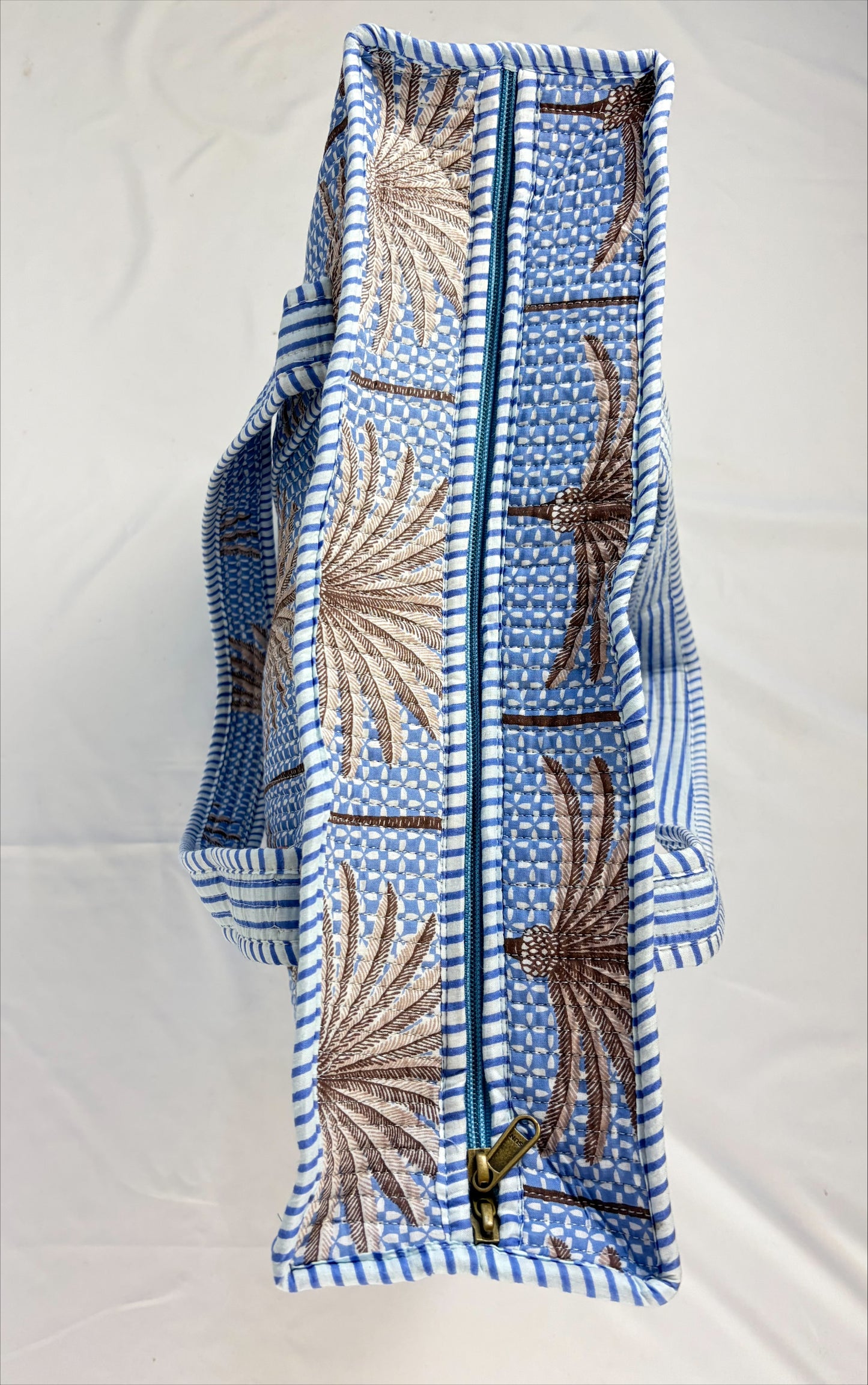 Blue palms shoulder bag