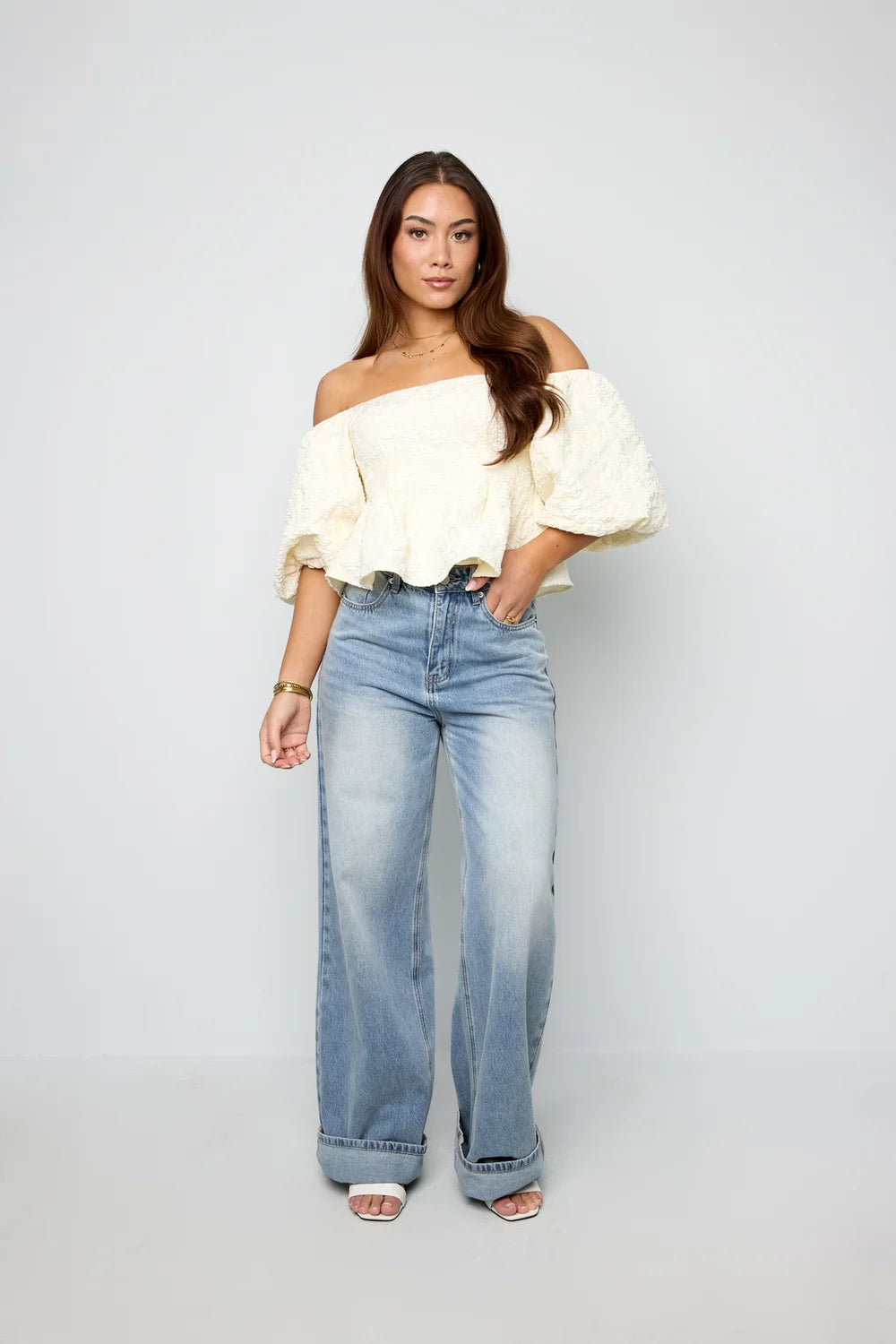 Puff sleeve top