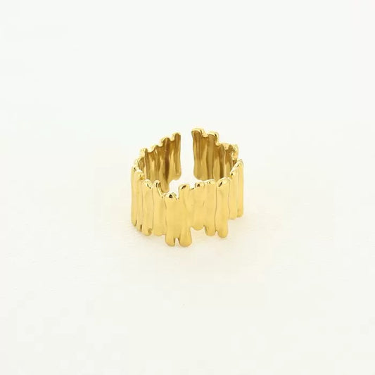 Statement ring gold