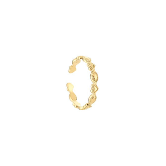 Sweet little heart gold ring