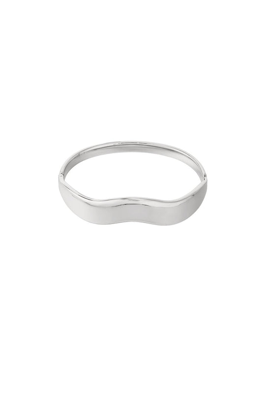 Wavy bangle silver